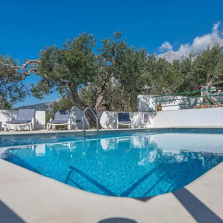 Apartmán Glavina With Heated Pool Makarská