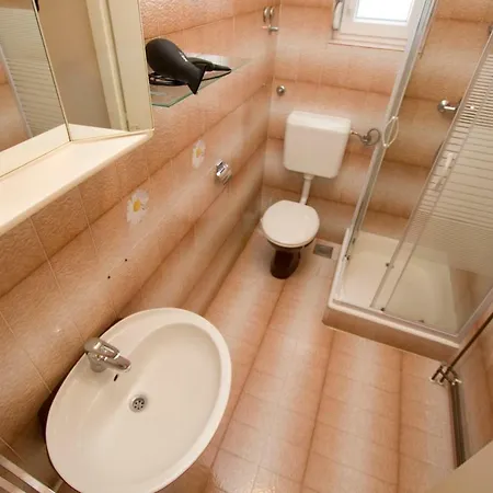 Glavina With Heated Pool * Makarská