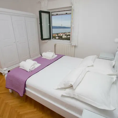 Apartmán Glavina With Heated Pool